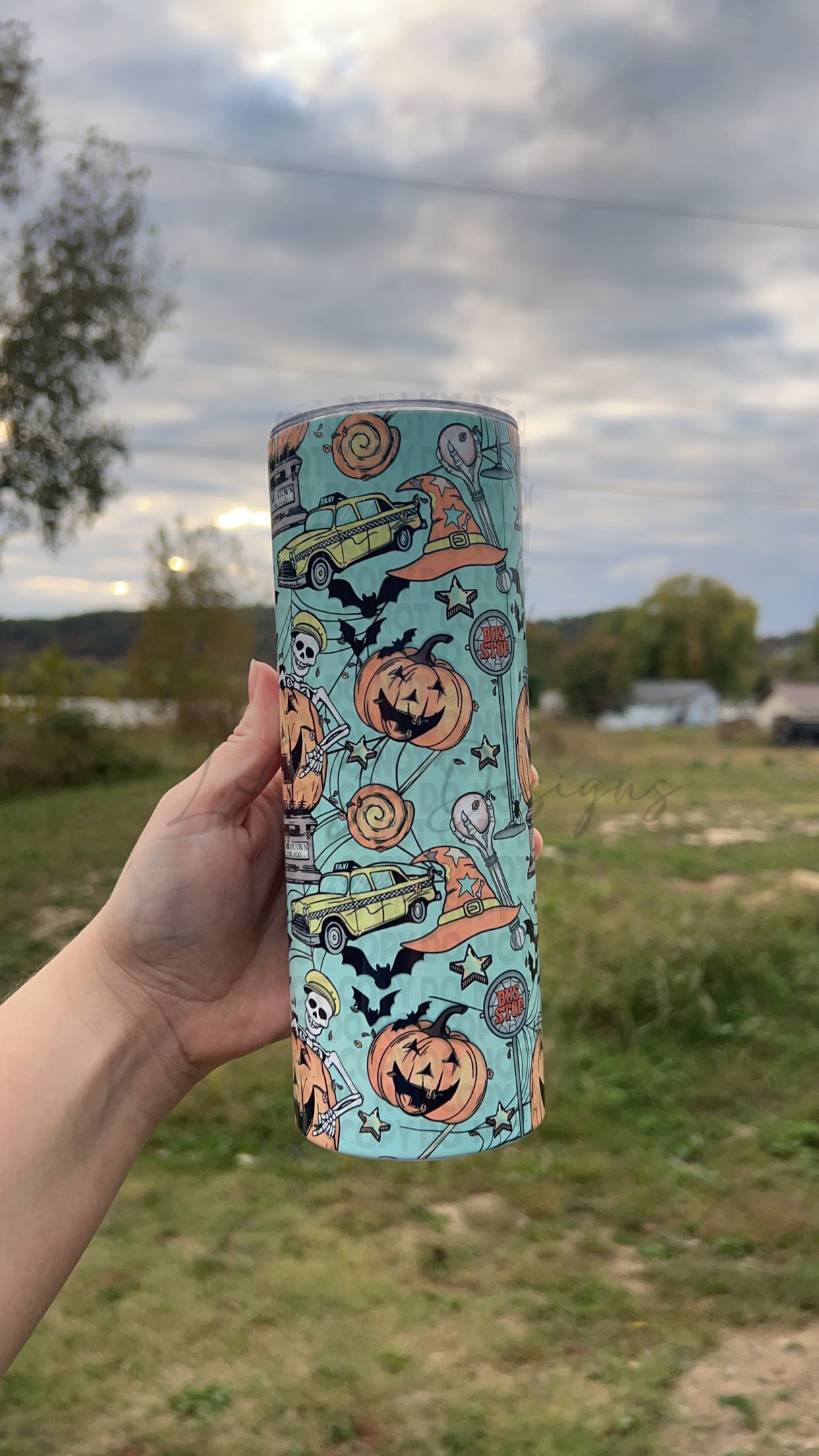 Halloweentown 20 oz tumbler