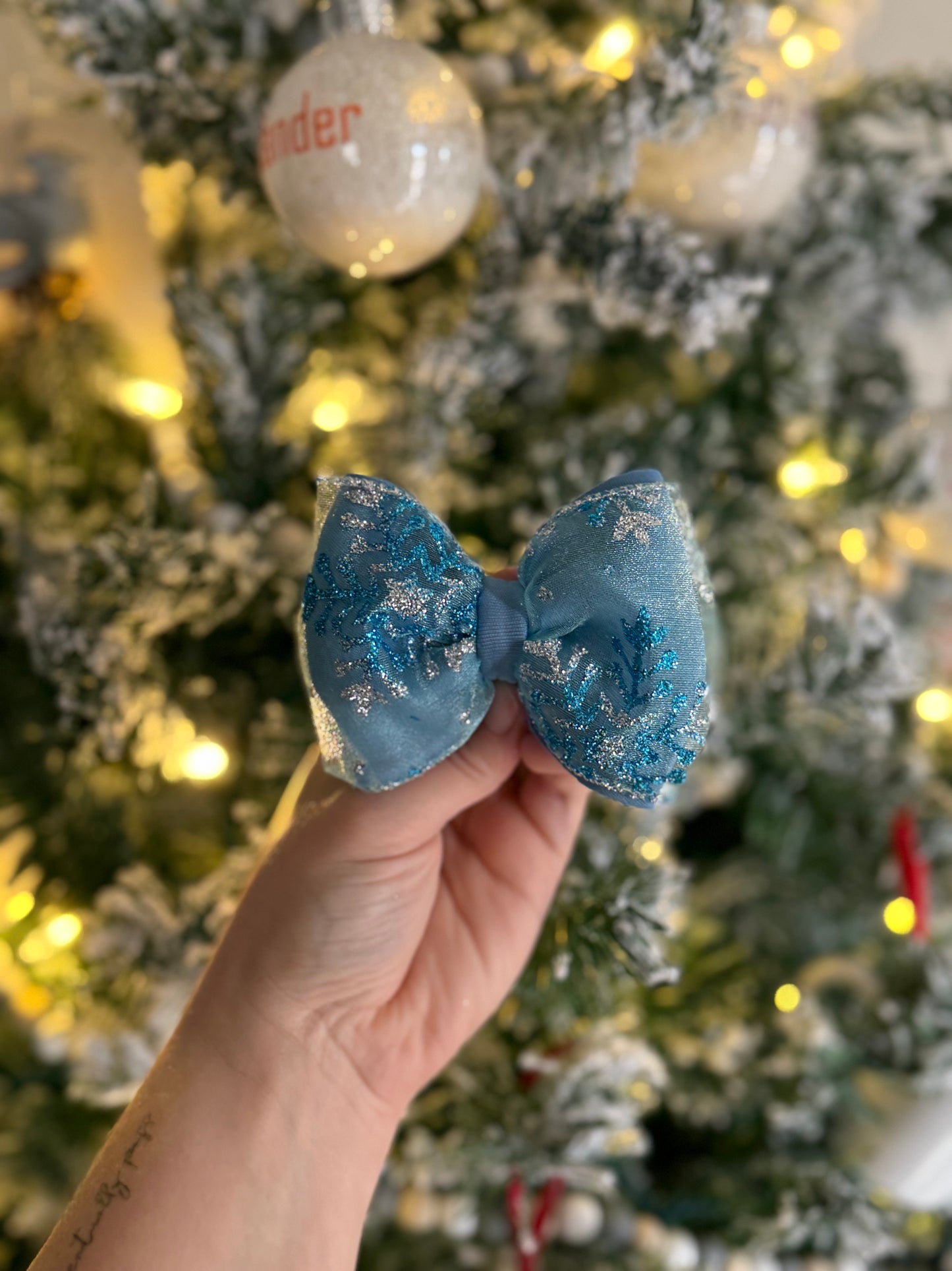 Snowflake blue bow