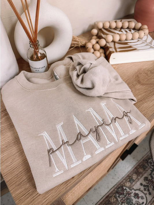 praying mama embroidered crew